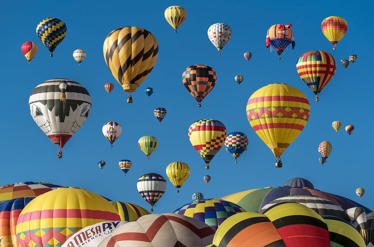 hot-air-balloons-1867279_1280 hot-air-balloons-1867279_1280